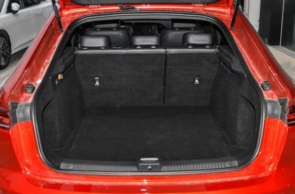 2021款奔騰B70詳解,1.5T最大169馬力、軸距2米8,哪款車型更實惠 2021款奔騰B70詳解,1.5T最大169馬力、軸距2米8,哪款車型更實惠