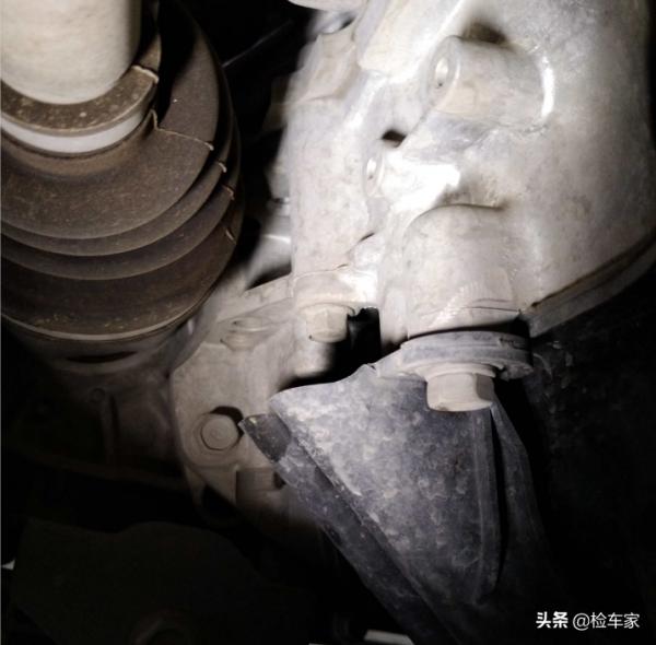 個人二手車就是划算，花8萬買輛兩年的名圖！網友：新車沒人買