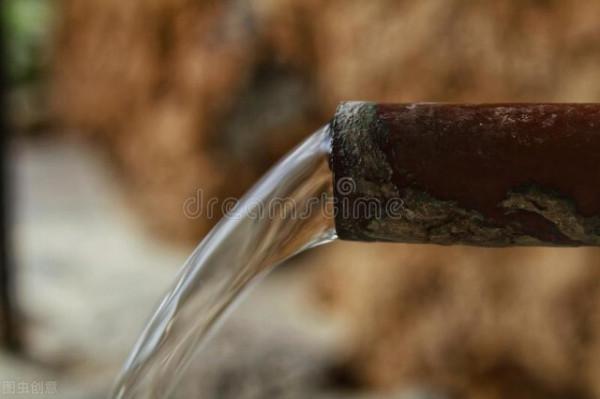大嗓門壯漢釣魚回來乏力發熱，一覺醒來腎衰竭，原因是啥？