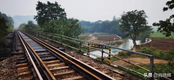 飛天山徒步，竟誤入桃源深處