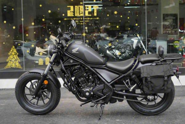 本田中量級巡航CM300,高顏值高動力,馬力27.7匹,爬山不是問題 本田中量級巡航CM300,高顏值高動力,馬力27.7匹,爬山不是問題