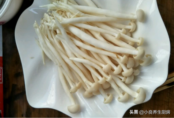 冬季,這湯我隔幾天必做一次,簡單易學,營養極高,全家人都愛喝 冬季,這湯我隔幾天必做一次,簡單易學,營養極高,全家人都愛喝