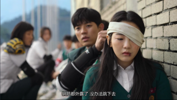 滿地喪屍還不忘談情說愛，砸一個億，就拍出這玩意兒？