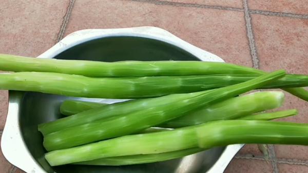 這7種曬乾更香的廉價蔬菜，冬天燉肉特過癮，太香了，放1年也不壞