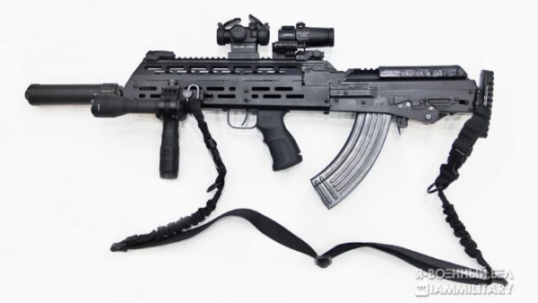 白俄羅斯SMAR-100BPM步槍：看了這把無託步槍，誰還敢說95醜？