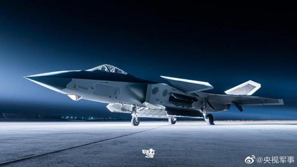 550架對1337架，中美空軍戰機三劍客對比，中國質量優需提升數量