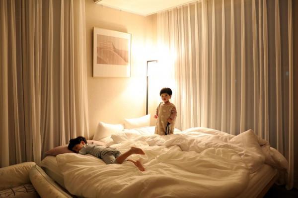 韓國這套百平米的房子，不過度裝修，整潔有序是二胎家庭的榜樣