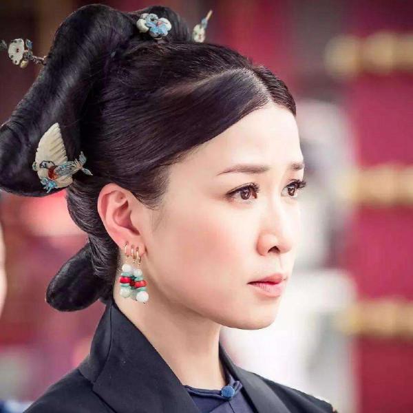 都說TVB演員青黃不接，內地小花又何嘗不是呢，觀眾只認那幾張臉