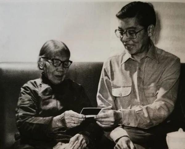 李宗仁長子李幼鄰，在母百歲宴上痛哭：父娶妾，我母親守活寡70年