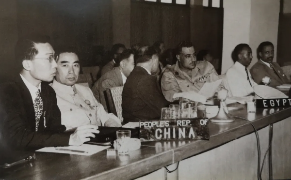 新中國恢復聯合國合法席位的外交鬥爭