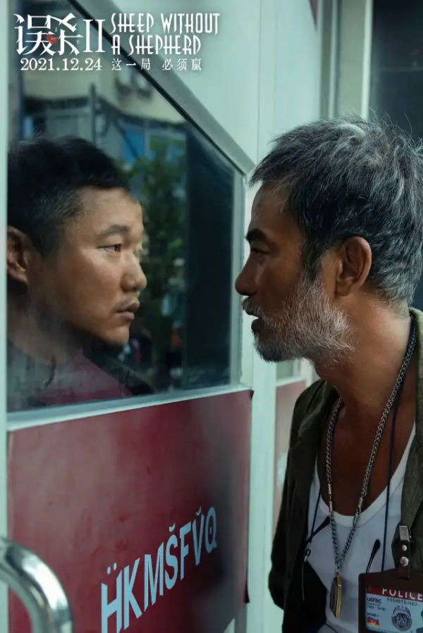 看好萊塢如何“反美”，當然還得選擇重溫《紅潮風暴》