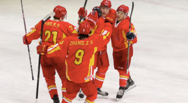 中華晚報 | 中方談俄美元首峰會、朔爾茨正式當選德國總理、2021十大流行語釋出