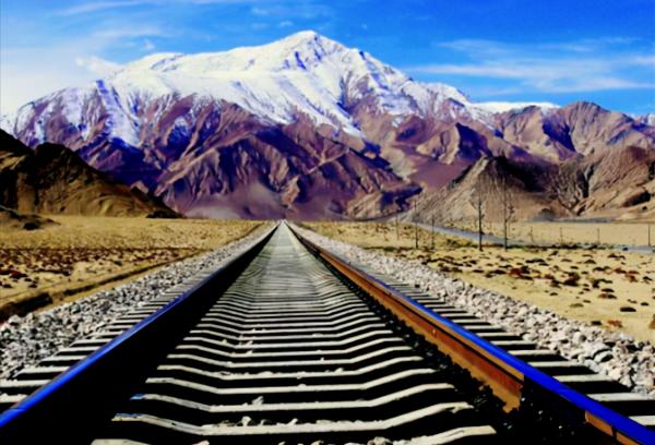 中國用2000噸重盾構機,挖穿喜馬拉雅山,建世界海拔最高鐵路 中國用2000噸重盾構機,挖穿喜馬拉雅山,建世界海拔最高鐵路