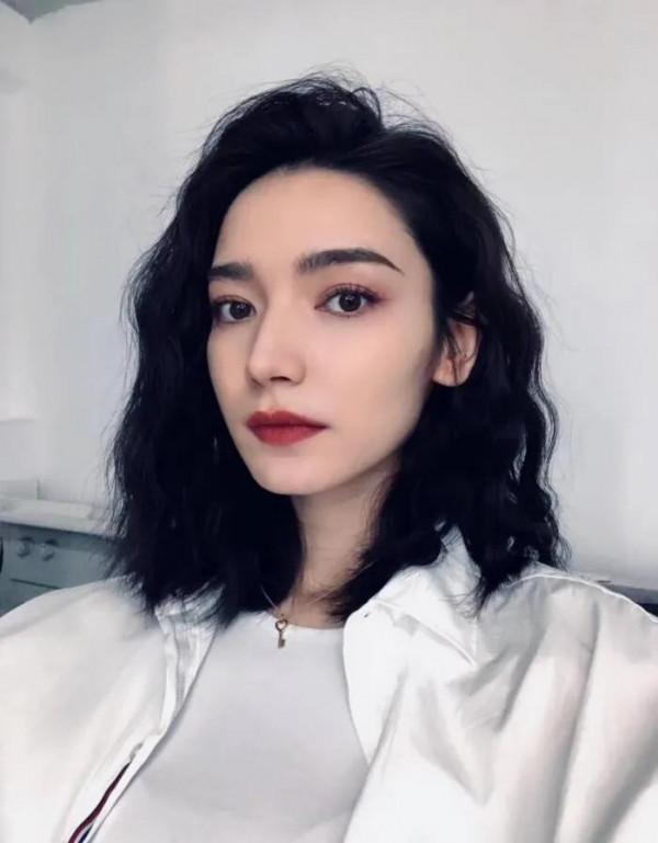 楊冪旗下女藝人美圖｜你更喜歡誰？