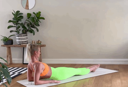 練瑜伽,為何建議你一定要加強上背力量的練習? 練瑜伽,為何建議你一定要加強上背力量的練習?