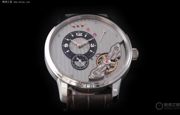 機芯“裝反”的表,也是另一種美? 機芯“裝反”的表,也是另一種美?