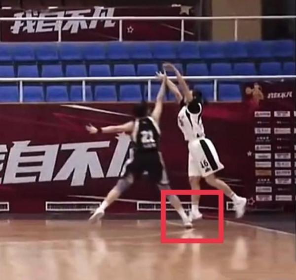 丁彥雨航恩師迴歸山東,阿聯籌備退役,北控隊醫透露孫麗或殘疾 丁彥雨航恩師迴歸山東,阿聯籌備退役,北控隊醫透露孫麗或殘疾