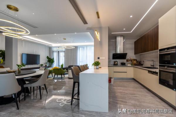 600㎡現代風別墅，跳躍的色彩點亮生活的絢麗