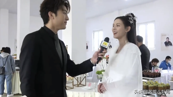 橫店紅毯比美：滿屏古裝戲服，陳都靈仙氣不足，張予曦殺氣滿滿