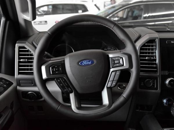 四驅能越野,超大空間能拉東西賺錢,實拍福特F-150 四驅能越野,超大空間能拉東西賺錢,實拍福特F-150