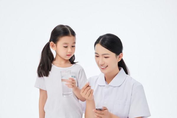 孩子生病吃藥難?看我家娃從愁眉苦臉到歡天喜地,到底咋轉變的? 孩子生病吃藥難?看我家娃從愁眉苦臉到歡天喜地,到底咋轉變的?