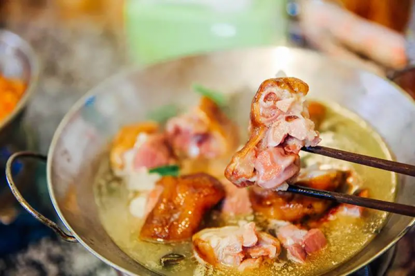 這個夏天均溫23℃的“中國涼爽之城”,也藏得太深了 這個夏天均溫23℃的“中國涼爽之城”,也藏得太深了