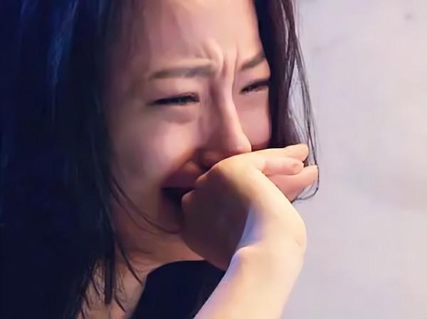 男童總流鼻血，醫生卻叫來母親外婆進行血液化驗，檢查後母親痛哭