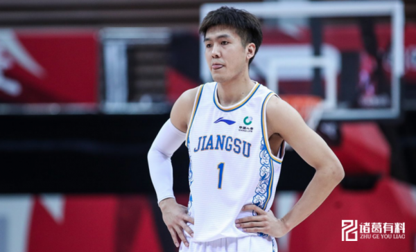 平均年齡僅22.6歲!李楠上賽季放出的豪言,新賽季恐怕要食言 平均年齡僅22.6歲!李楠上賽季放出的豪言,新賽季恐怕要食言