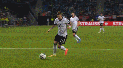 世預賽-格納布里破門 穆勒替補建功 德國2-1逆轉羅馬尼亞 出線在望