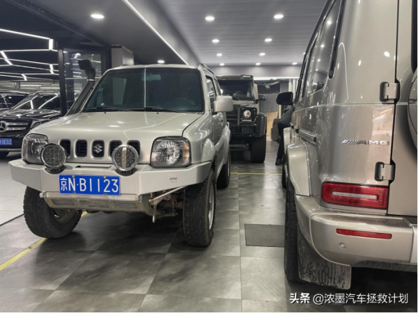 「可愛小車」整備一臺袖珍小車鈴木吉姆尼，有型才能釋放你的個性