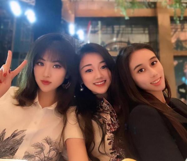 明著捧又如何？資源逆天都紅不了，這8位明星，有的還徹底退圈了