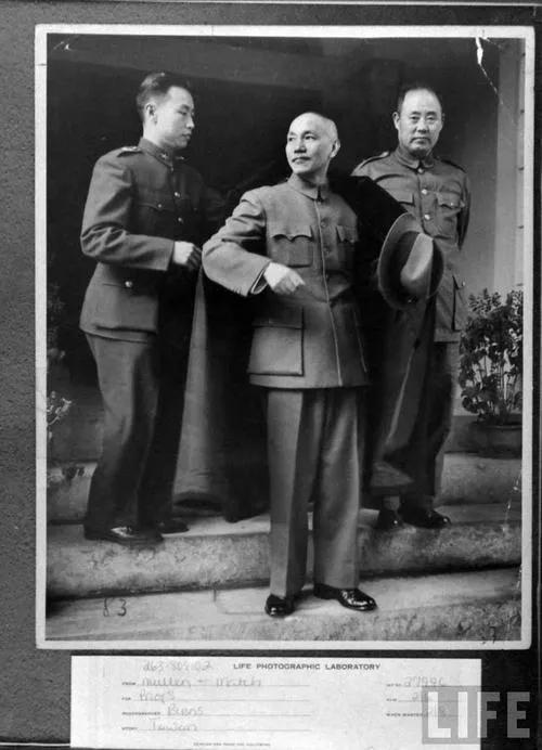 被特赦後，臺灣許諾補發27年中將薪水，黃維拒絕：不想負任何一方