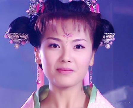 影視劇裡真人與畫像對比，趙雅芝畫像神似爾康，紫薇撞臉孔慈