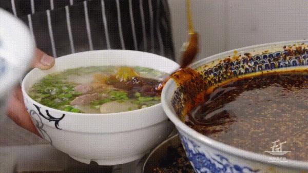 在蘭州點一碗蘭州拉麵,會有什麼下場 在蘭州點一碗蘭州拉麵,會有什麼下場