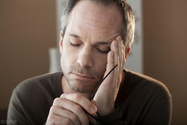 男性更年期有哪些症狀,哪些運動、飲食可以調理男人更年期症狀 男性更年期有哪些症狀,哪些運動、飲食可以調理男人更年期症狀