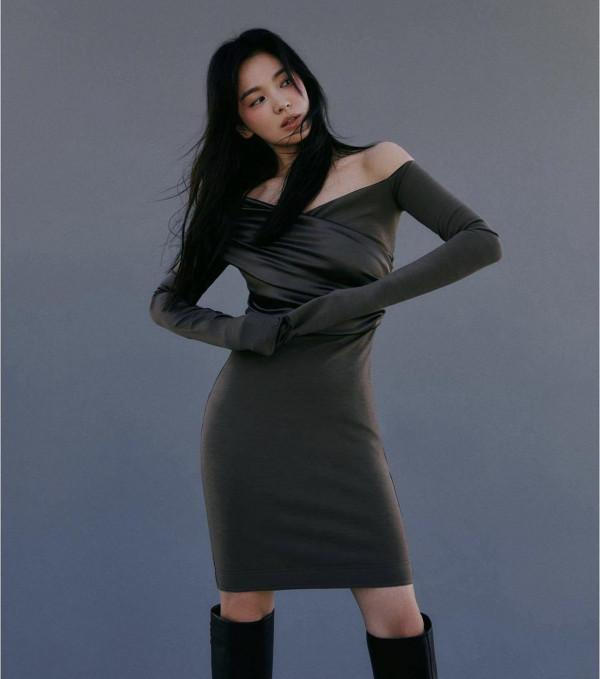 宋慧喬真是小個子穿搭“標杆”，穿波點連衣裙甜美溫柔，高階優雅