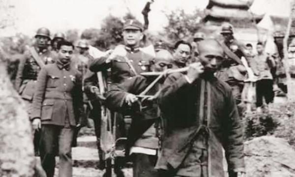 日師團長外甥女被俘後與軍人生下一子，母親回國後，兒子尋親多年