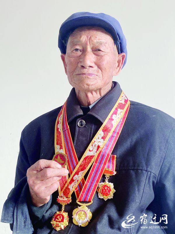 那一年 他們雄赳赳氣昂昂,跨過鴨綠江 那一年 他們雄赳赳氣昂昂,跨過鴨綠江