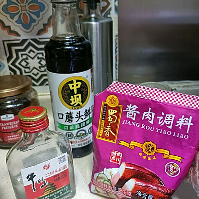 一口就停不下來的川味醬肉 一口就停不下來的川味醬肉