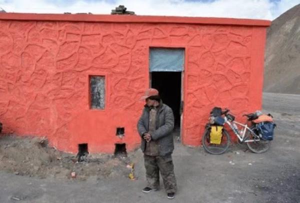 她獨自堅守崑崙山20年，被稱為“崑崙女神”，背後的故事令人敬佩