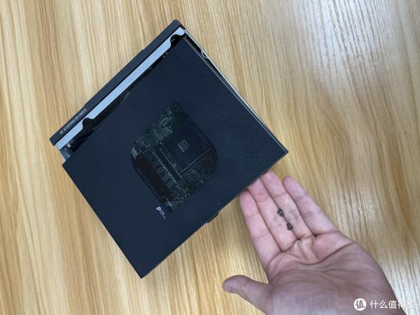 巴掌大小的主機！微星DP20Z準系統小主機開箱