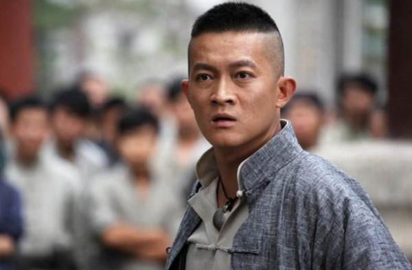 10位“演誰都像自己”的演員,老戲骨也套路化,陳道明、靳東上榜 10位“演誰都像自己”的演員,老戲骨也套路化,陳道明、靳東上榜