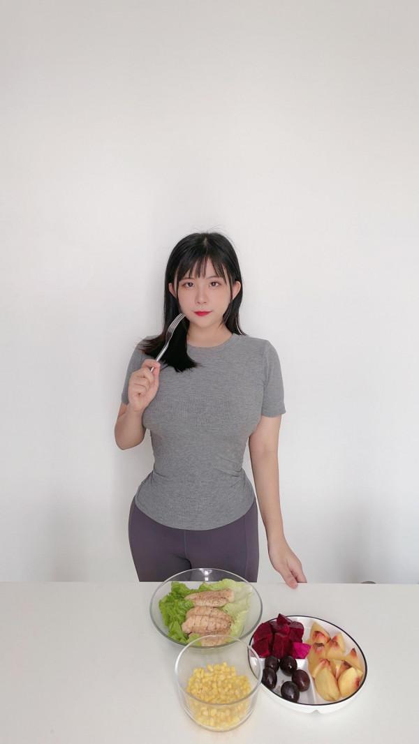 一個月瘦十斤我的健身減脂飲食，乾貨分享