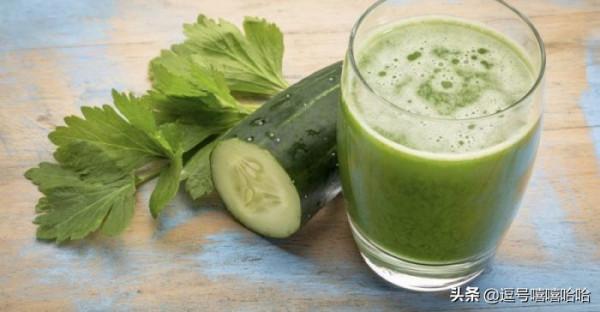 睡覺前喝一杯這種飲料，也許會消除腹部脂肪