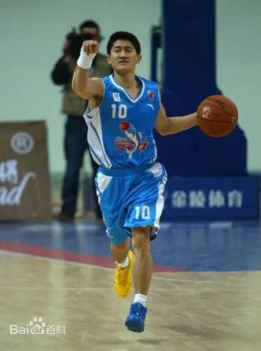 CBA福建隊球衣和背後的那些人、那些事（五）“控衛答案”呂曉明