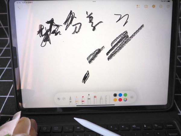 這套“平替”幫你釋放iPad的生產力：益博思iPad配件套裝