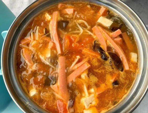 10分鐘就能搞定的低脂酸辣湯,好喝又開胃 10分鐘就能搞定的低脂酸辣湯,好喝又開胃