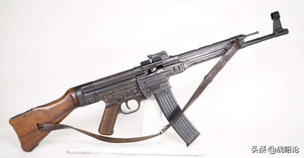 二戰德軍為何不全面列裝STG-44突擊步槍?只因為生產的太晚、太少 二戰德軍為何不全面列裝STG-44突擊步槍?只因為生產的太晚、太少
