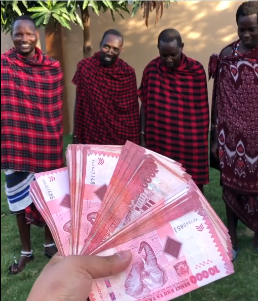 山東小夥在非洲創業三年，逆襲成為&quot;酋長&quot;，出行有保鏢做飯有保姆