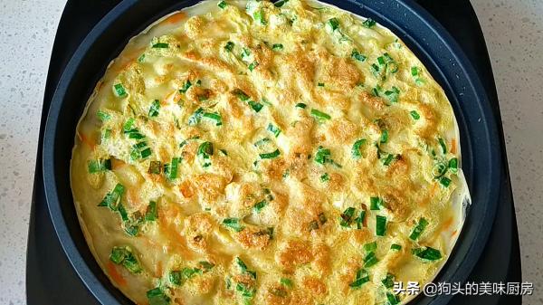 雞蛋蔥花餅，全程手不沾面，記住這三點，柔軟筋道，做法特別簡單